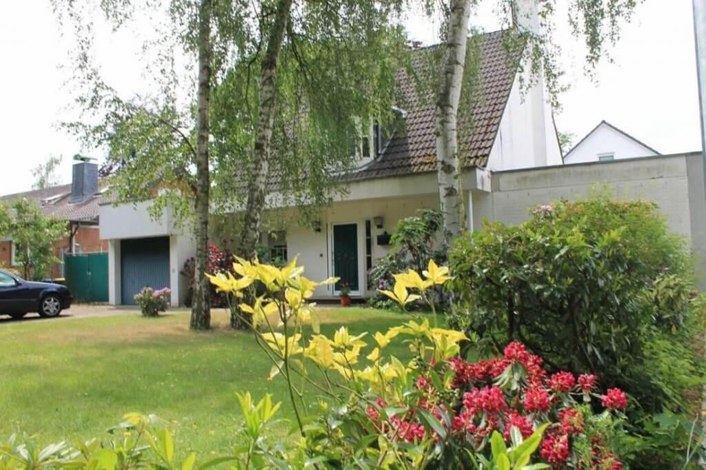 4 Zimmer Architektenhaus Auf Zeit Fur Expats Zu Mieten In 41147 Koln