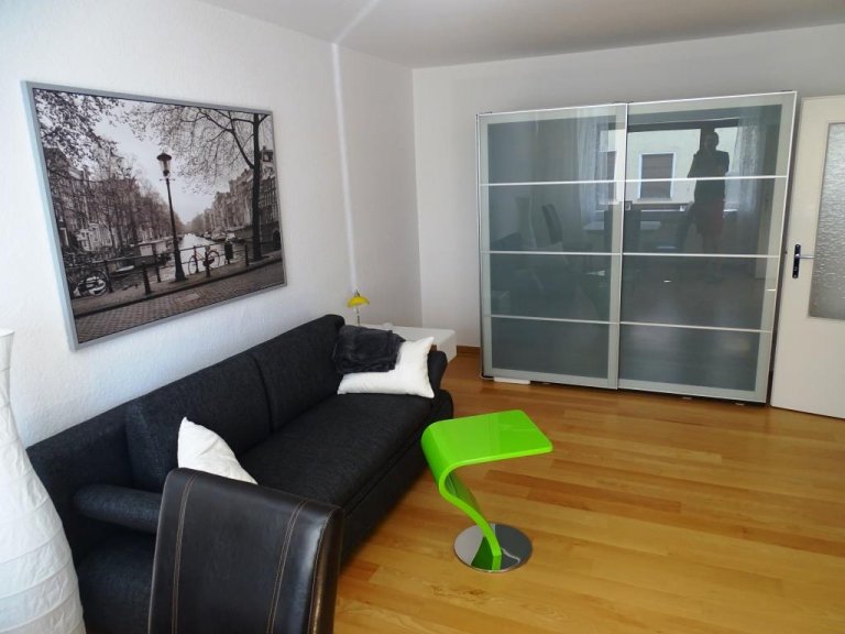 2-Zimmer-Wohnung auf Zeit für Expats zu mieten in 60316 Frankfurt a.M.