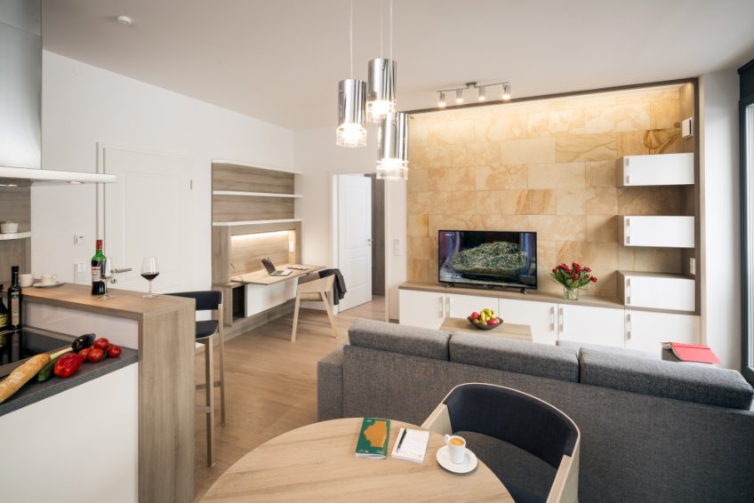 Möbliertes 2ZiApartment auf Zeit im Herzen von Dresden auf 61 m²