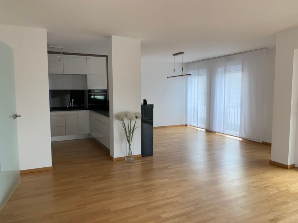 Die Wohnungen auf Zeit für ausländische Fachkräfte sind in Düsseldorf sehr begehrt. Daher ist Ihr Partner ANDERS RELOCATION SERVICE DÜSSELDORF. You´ve got a Friend in Germany!