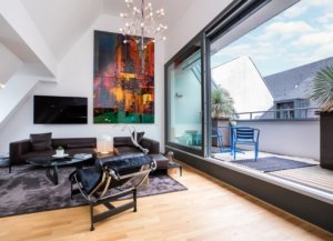 Sie suchen in Frankfurt eine möblierte oder unmöblierte Wohnung oder ein Haus? Mit unserer und der Hilfe unseres Immobiliennetzwerkes wird das Mietprojekt zum Selbstgänger. Mit 1.699,00 Euro plus Umsatzsteuer können auch Sie bald in Ihre eigenen vier Wände einziehen. ANDERS CONSULTING Relocation Service. You´ve got a Friend in Germany!